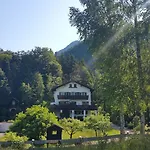 Πανσιόν Bergkristall Eschenlohe
