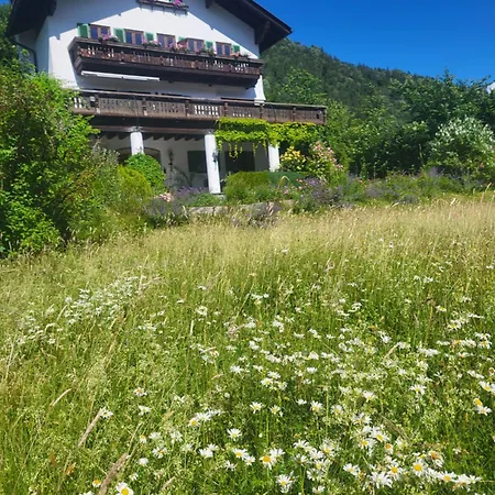Guest house Bergkristall Eschenlohe