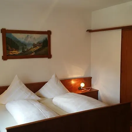 Guest house Bergkristall *