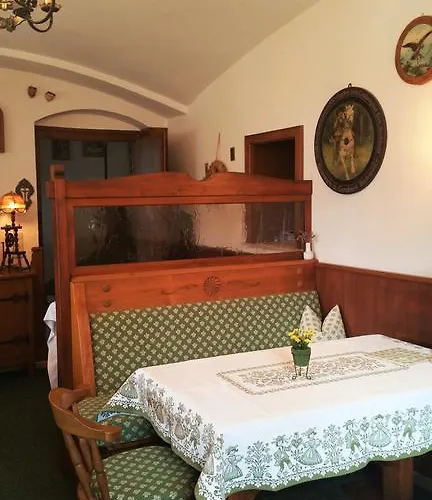 Bergkristall בית הארחה אשנלוהה
